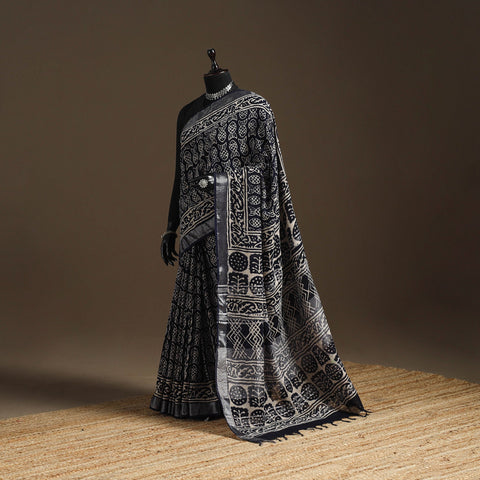 Linen hand batik saree with zari border 16 - handcrafted