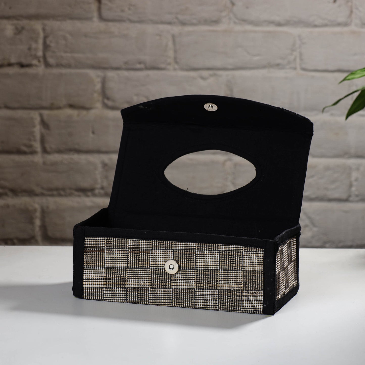 Black Madur Grass Tissue Box (4 x 10 in) Online in India