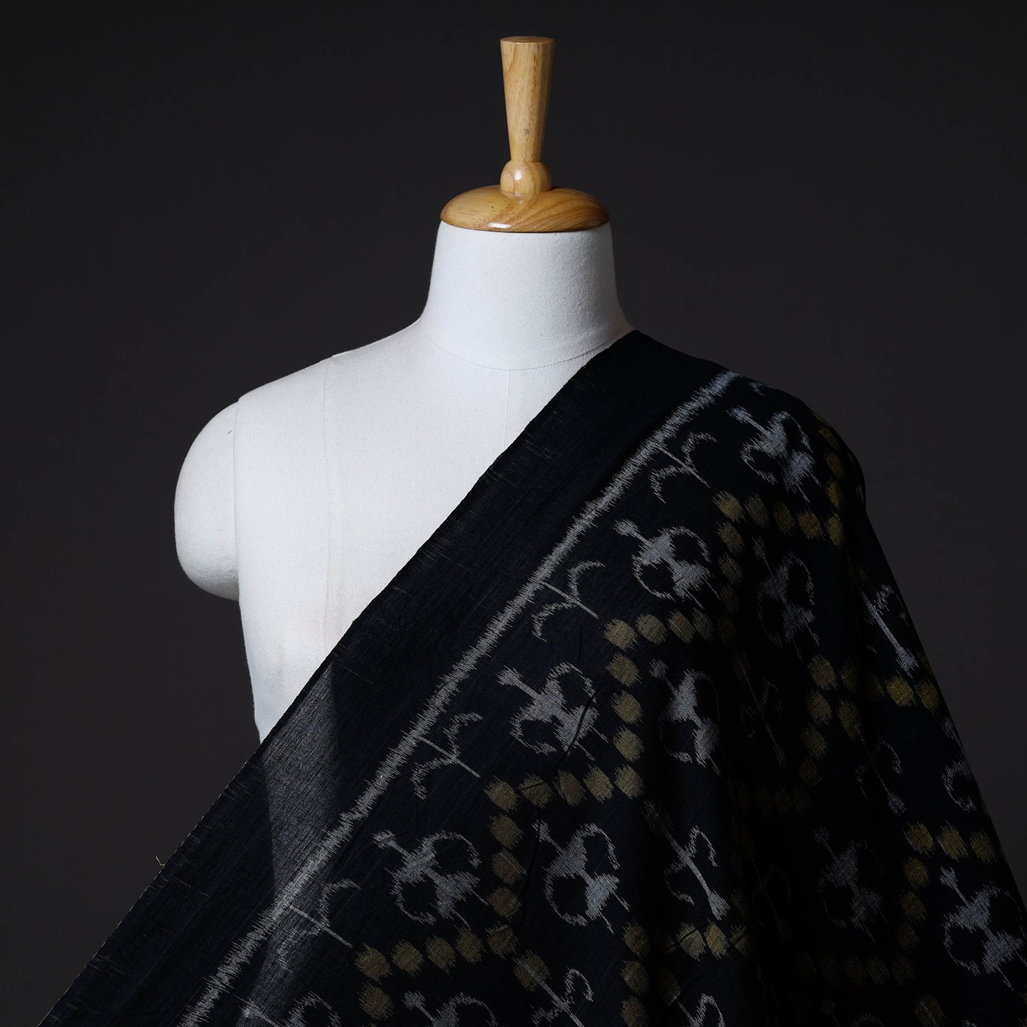 Buy Maniabandha Ikat Weave Handloom Cotton Fabric Online at iTokri.com