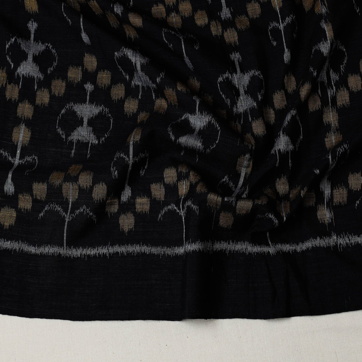 Buy Maniabandha Ikat Weave Handloom Cotton Fabric Online at iTokri.com