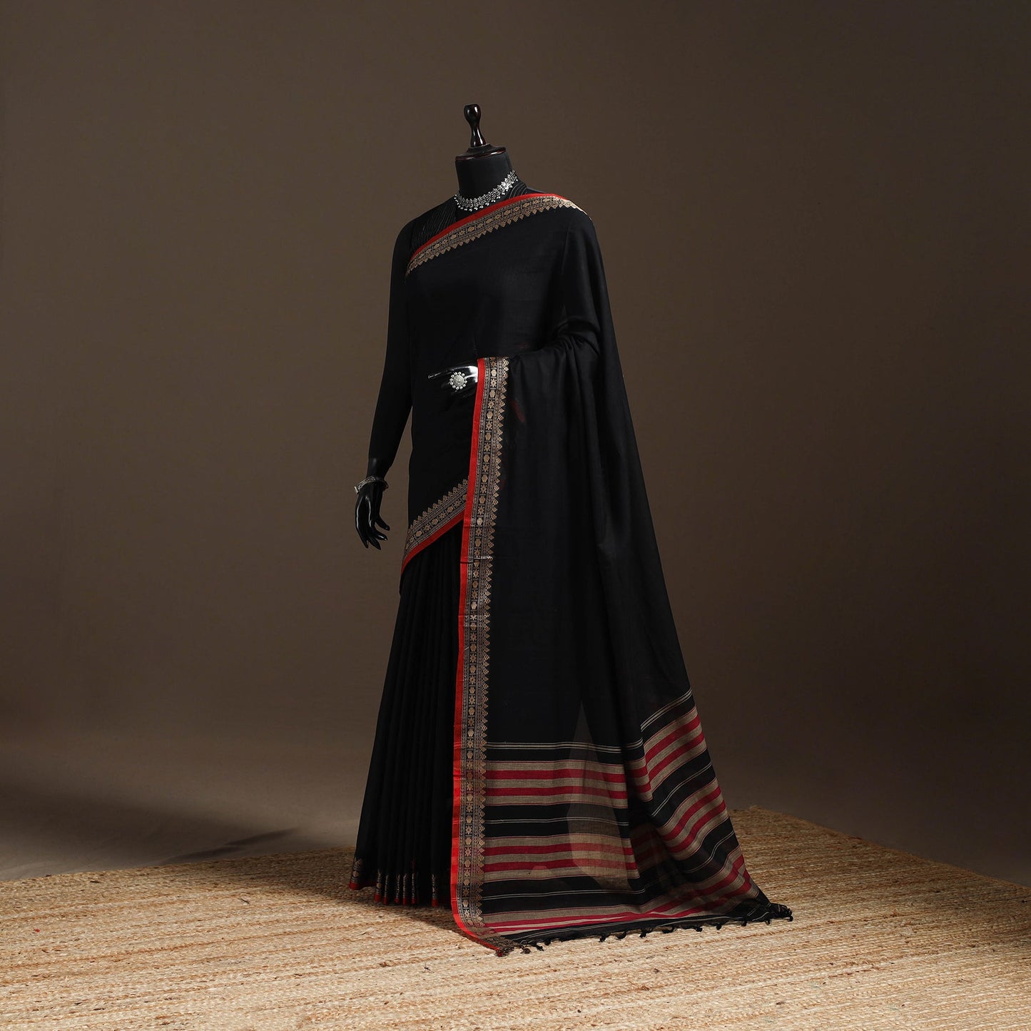 Mercerised cotton dharwad saree with thread border 13