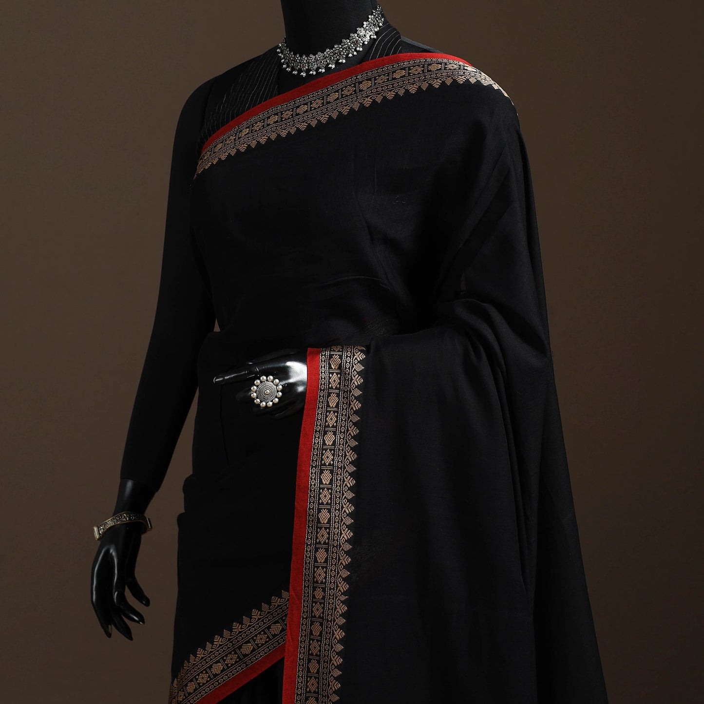 Mercerised cotton dharwad saree with thread border 16