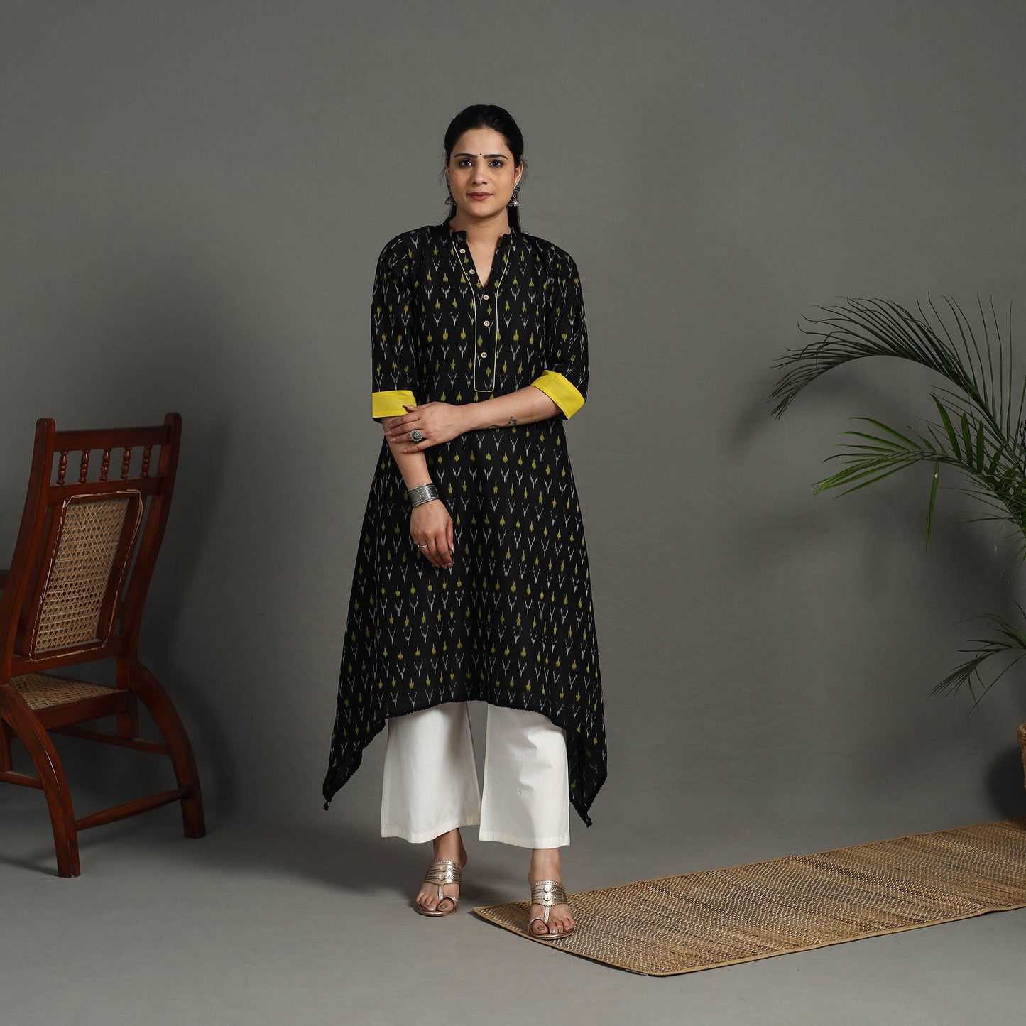  Black Mercerised Cotton A-Line Pochampally Ikat Kurta for Women