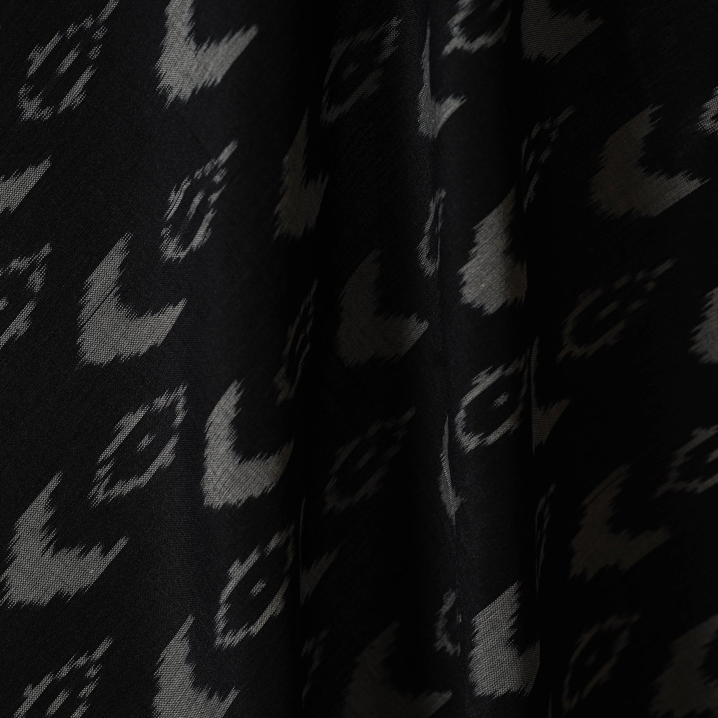 Mercerised cotton pochampally ikat fabric 01 - handcrafted