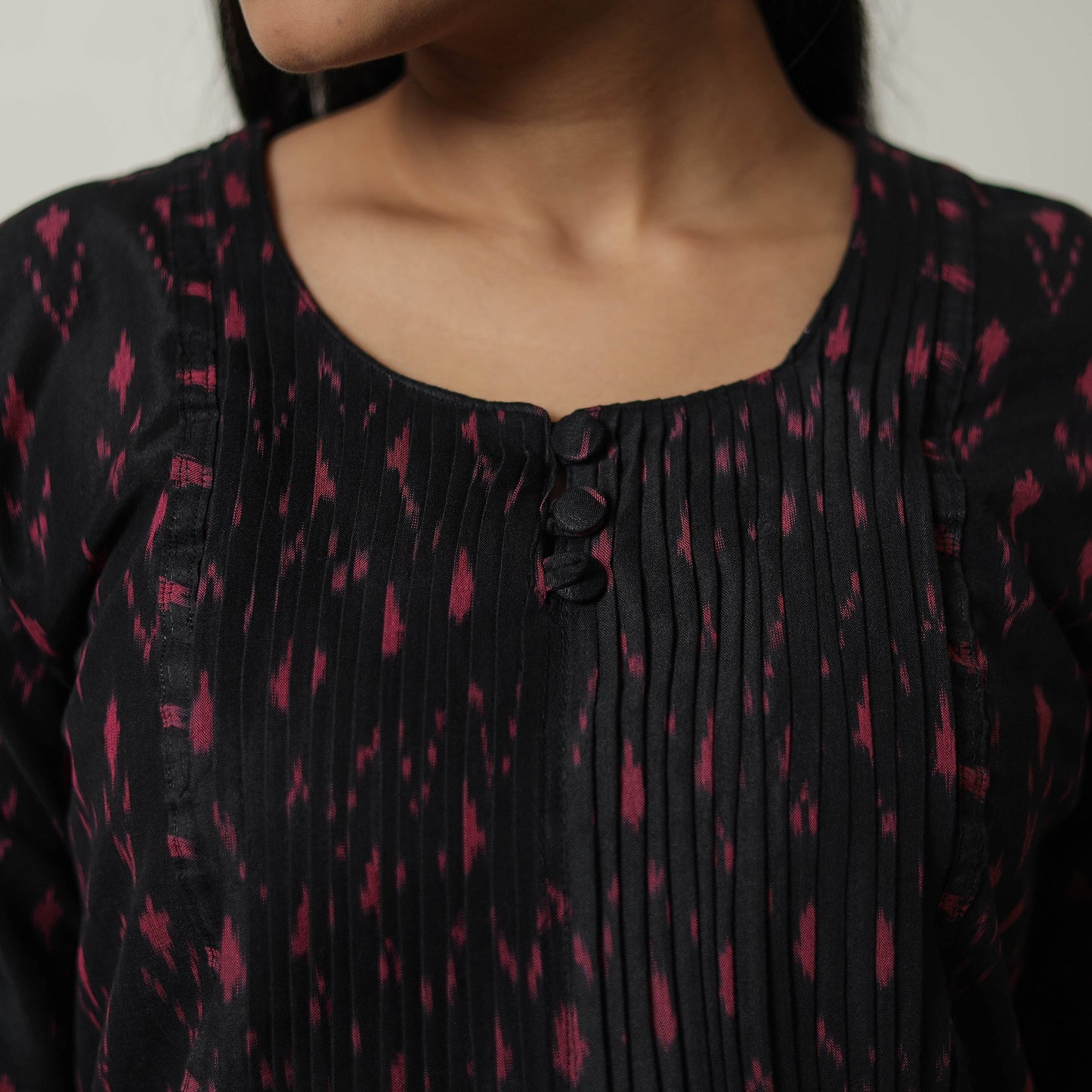 Buy Black Mercerised Cotton Straight Pochampally Ikat Kurta