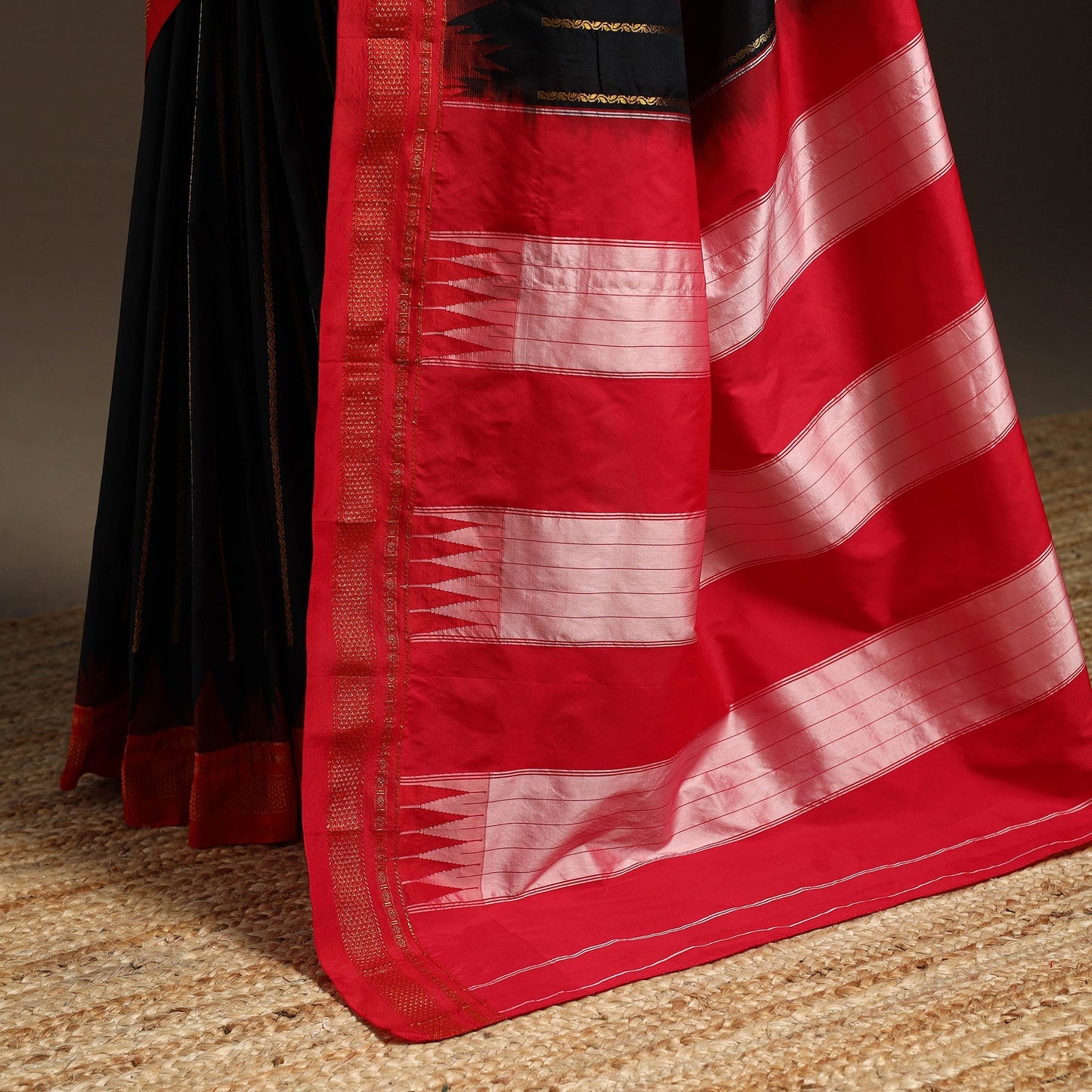 Mercerized cotton zari stripes ilkal saree with chikki