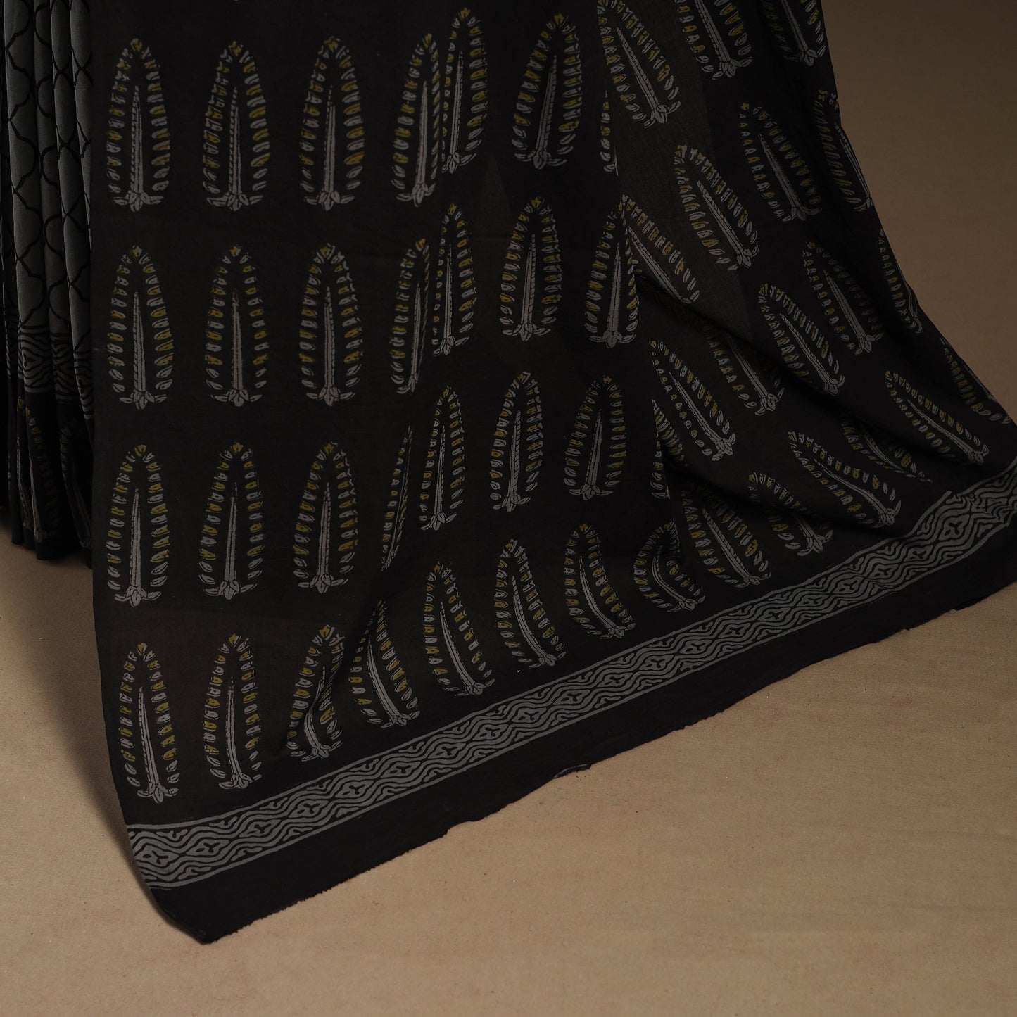 Black - mul cotton hand bagru saree 07 - handcrafted