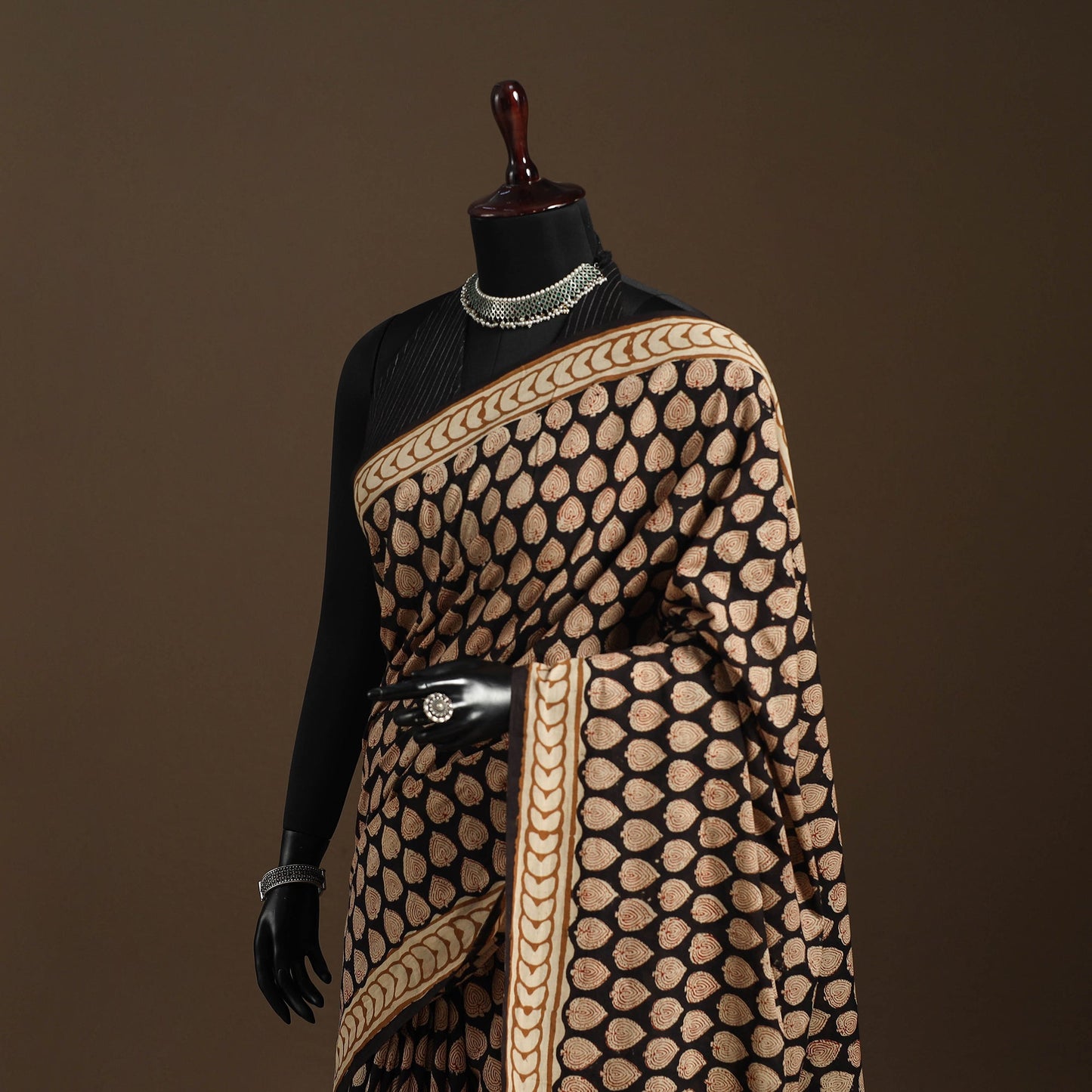 Black - mul cotton hand bagru saree 14 - handcrafted