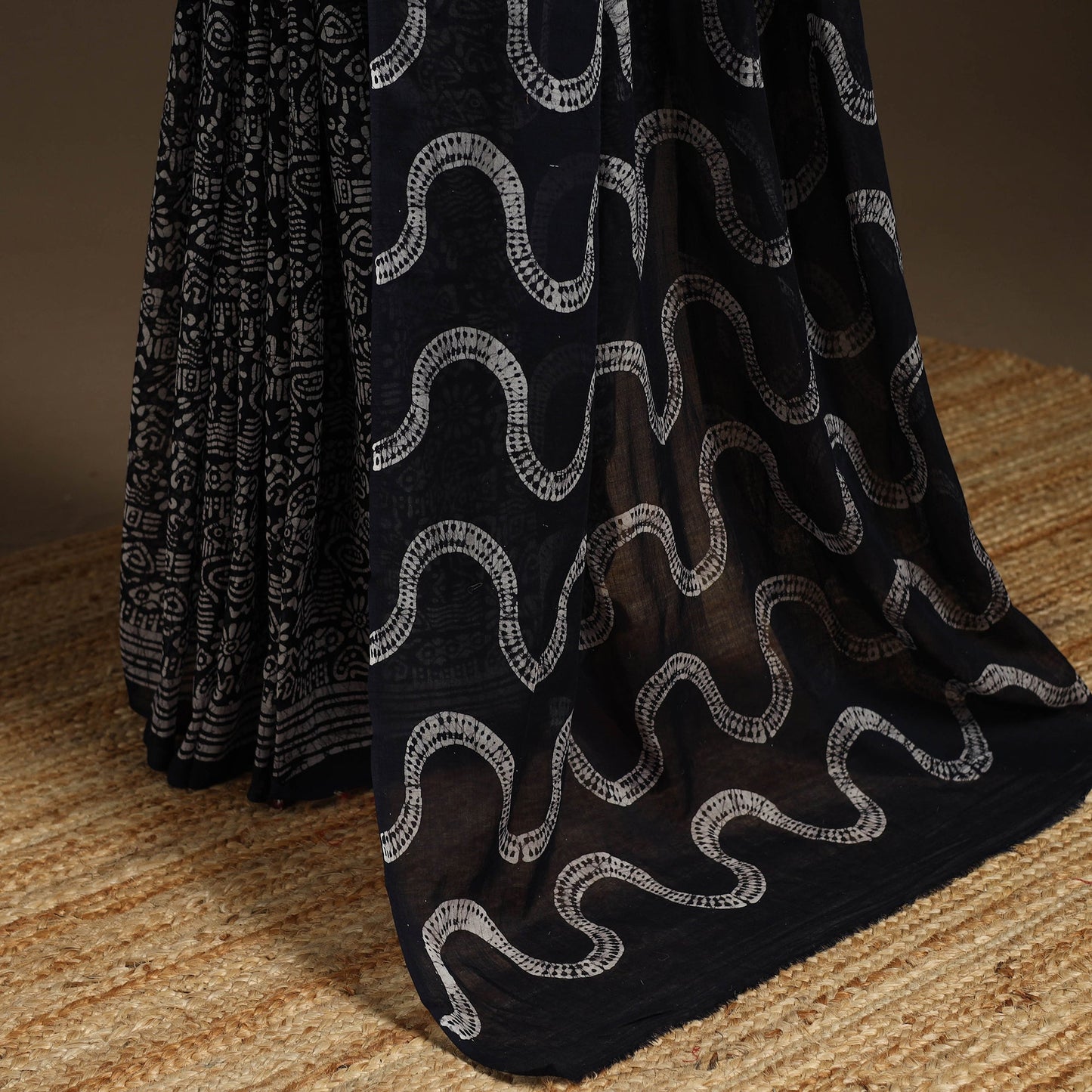 Black - mul cotton hand batik saree 23 - handcrafted