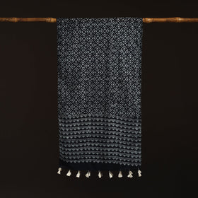 Mul cotton kutch hand batik stole with tassels 07