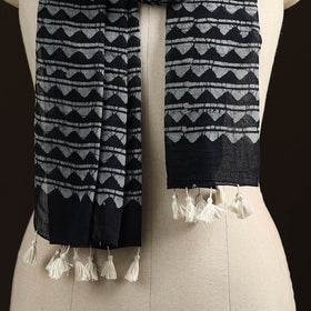 Mul cotton kutch hand batik stole with tassels 07