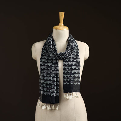 Mul cotton kutch hand batik stole with tassels 07