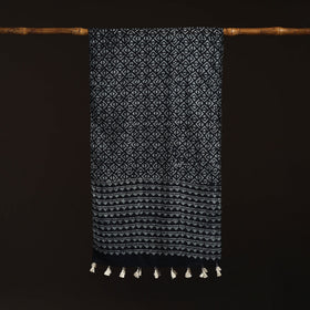 Mul cotton kutch hand batik stole with tassels 07