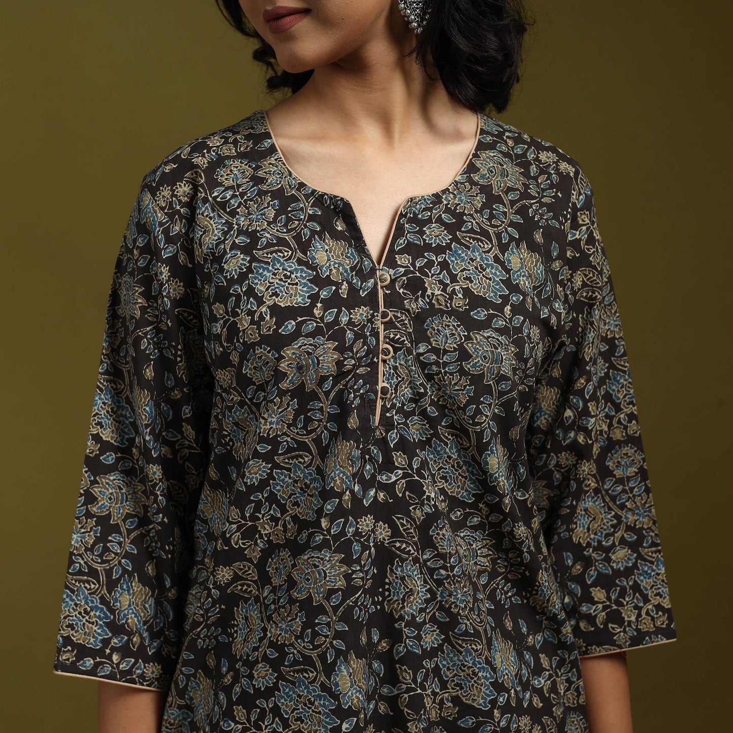 Natural dyed cotton straight kurta for women 04