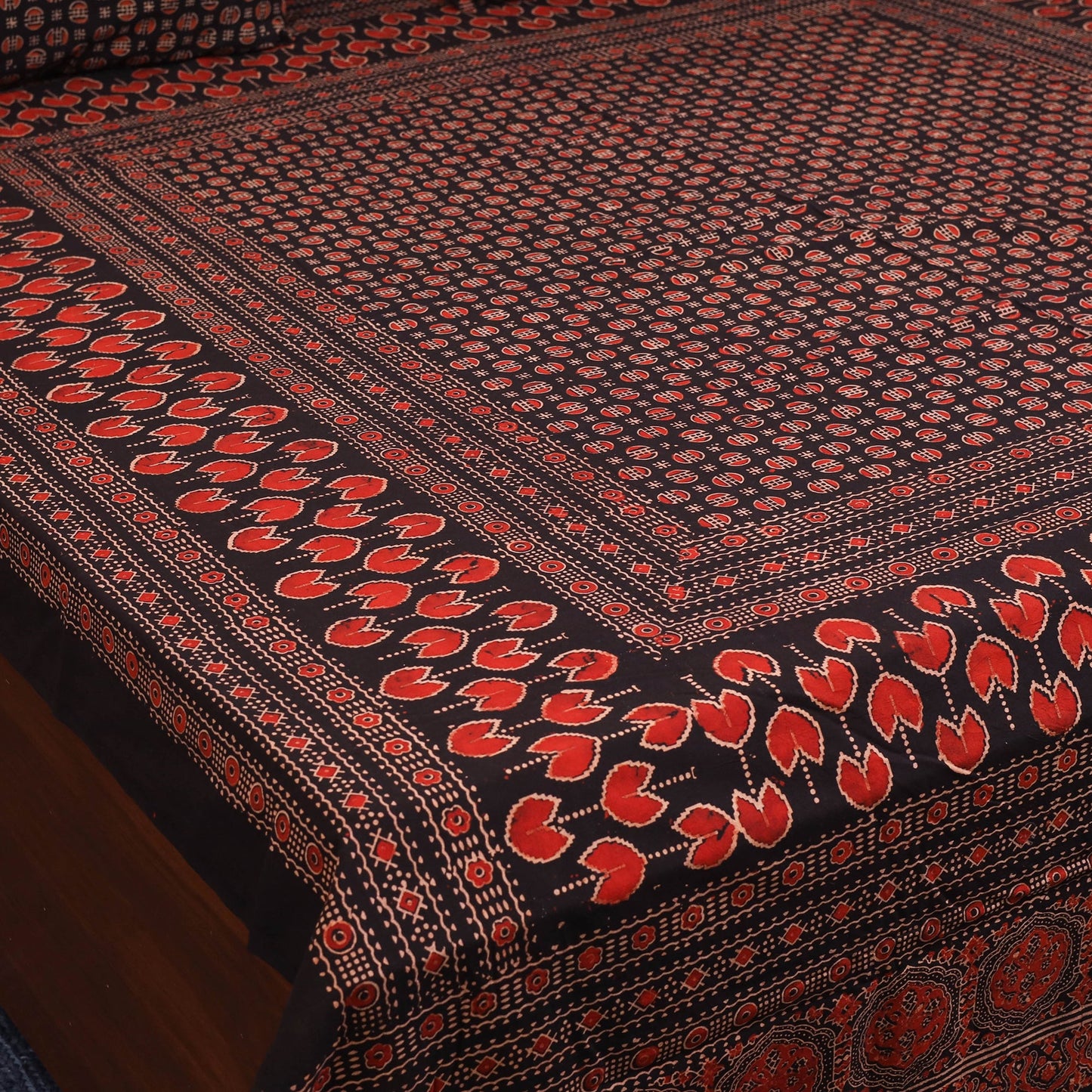 Black - natural dyed cotton double bed sheet set 02