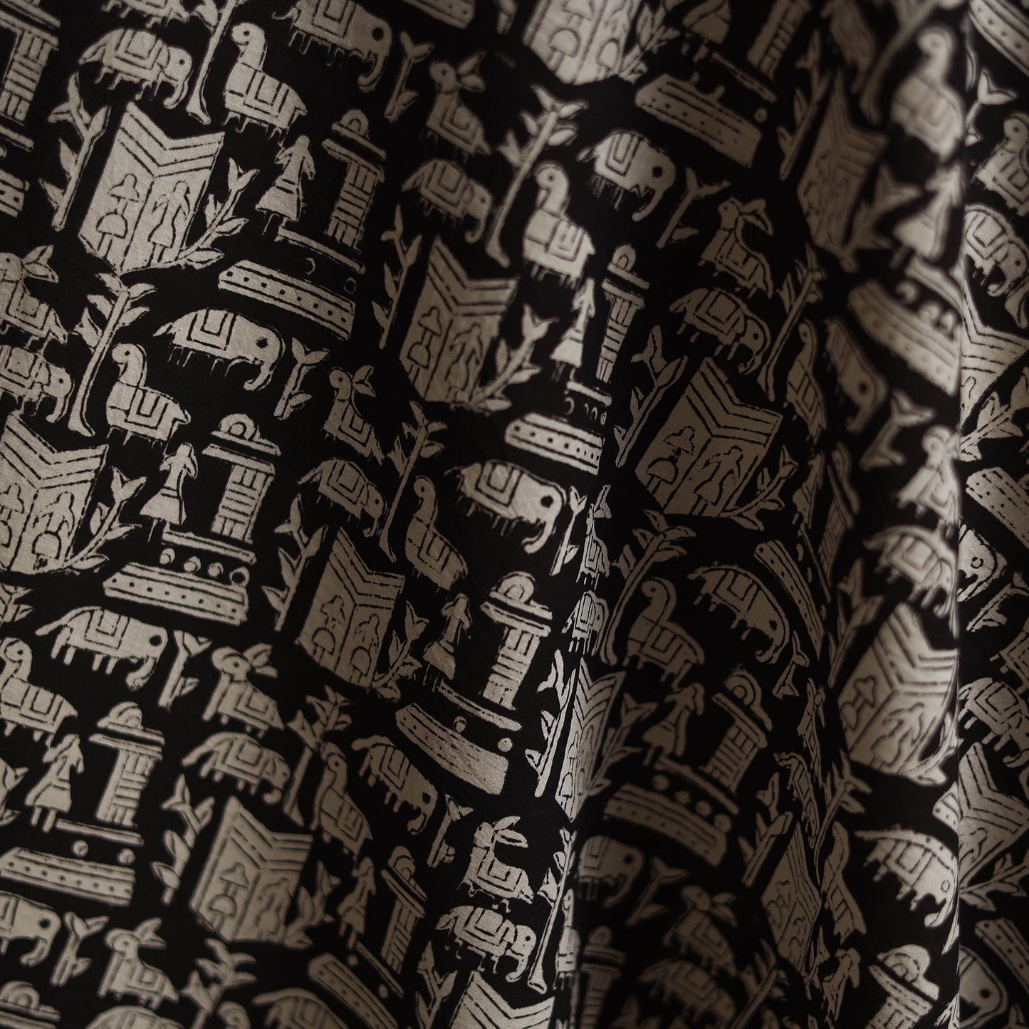 Natural dyed cotton hand block bagru print fabric 09