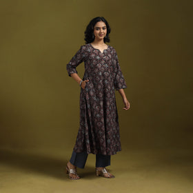 Natural dyed cotton a-line kurta for women 17 - handcrafted