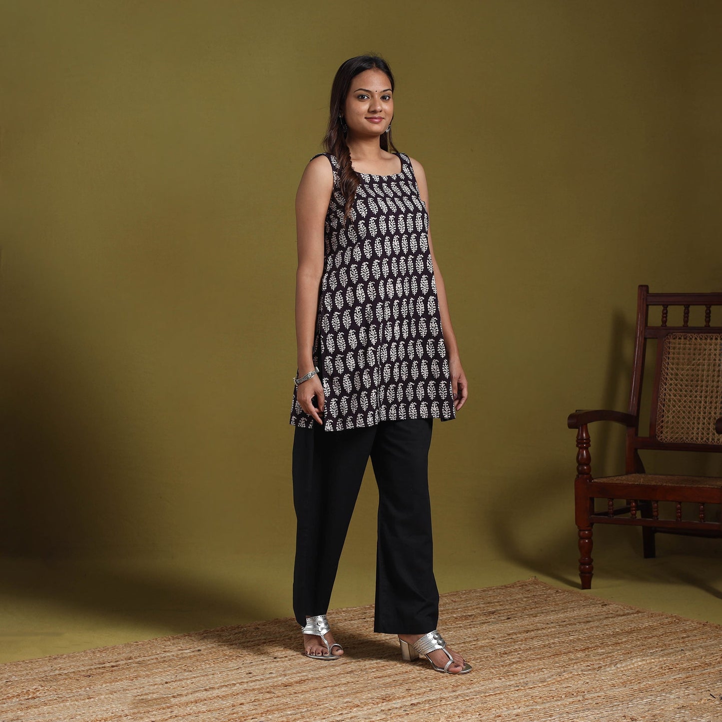 Black - natural dyed cotton short bagh kurta 01