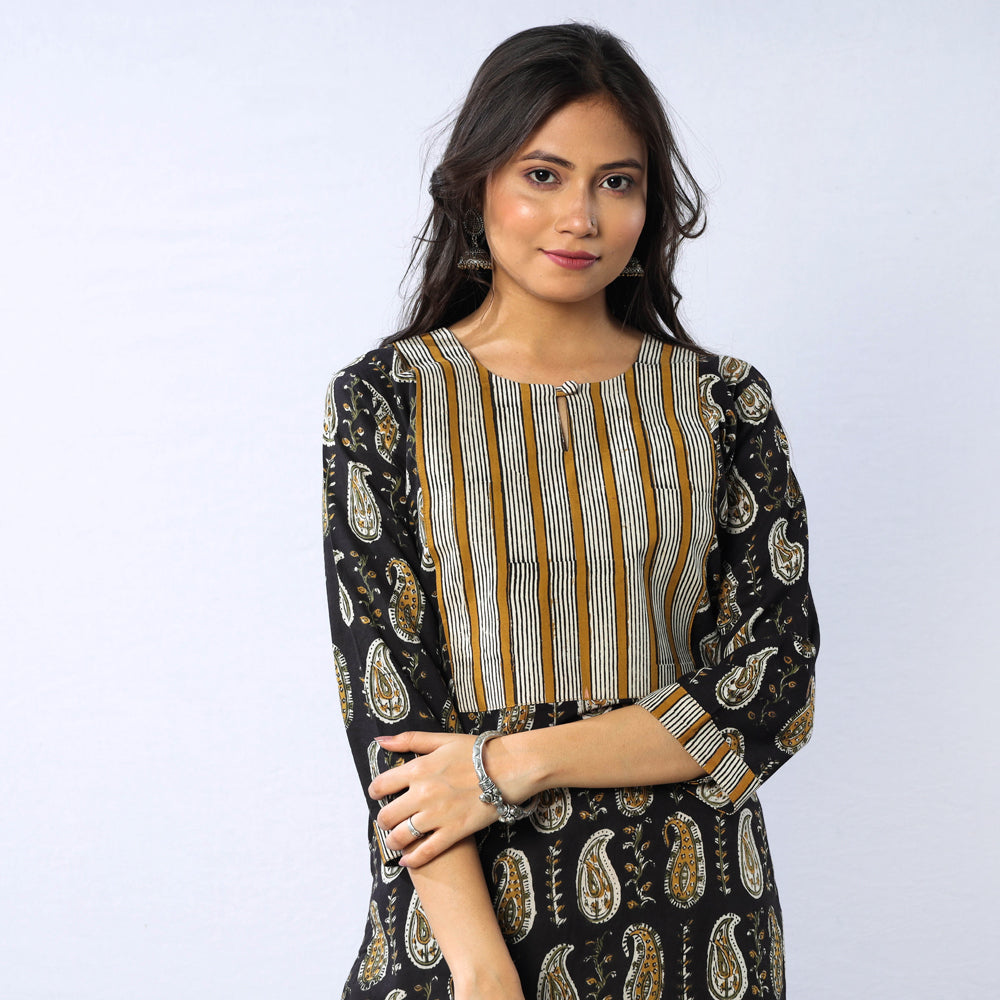 Buy Bagru Block Printed Cotton Straight Long Kurta Online at iTokri.com