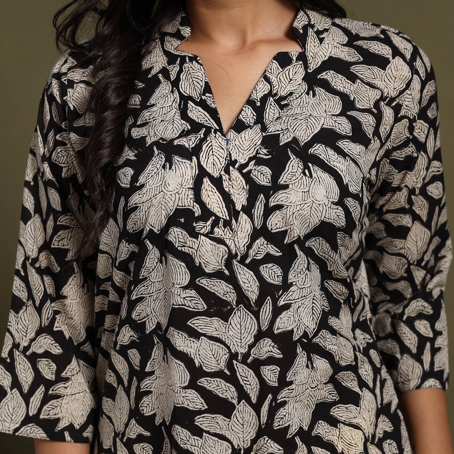 Black - natural dyed cotton straight bagru kurta 09