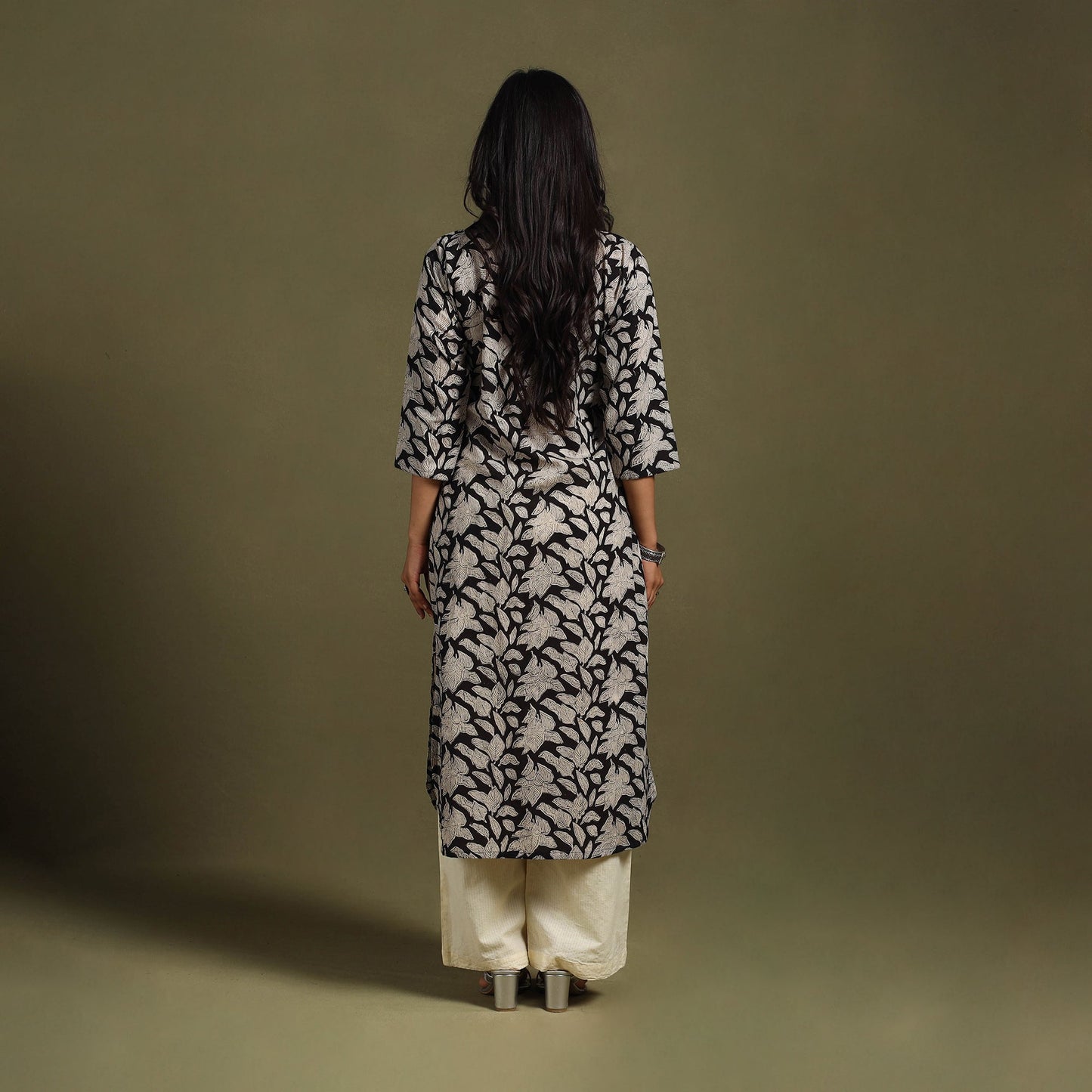 Black - natural dyed cotton straight bagru kurta 09