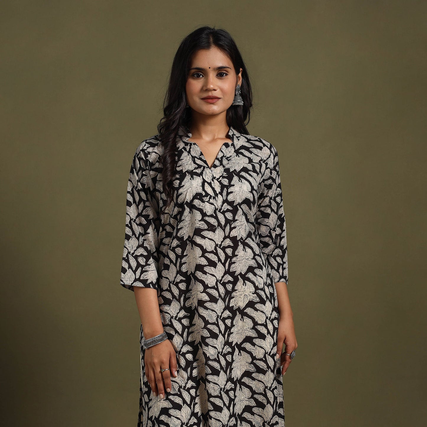 Black - natural dyed cotton straight bagru kurta 09