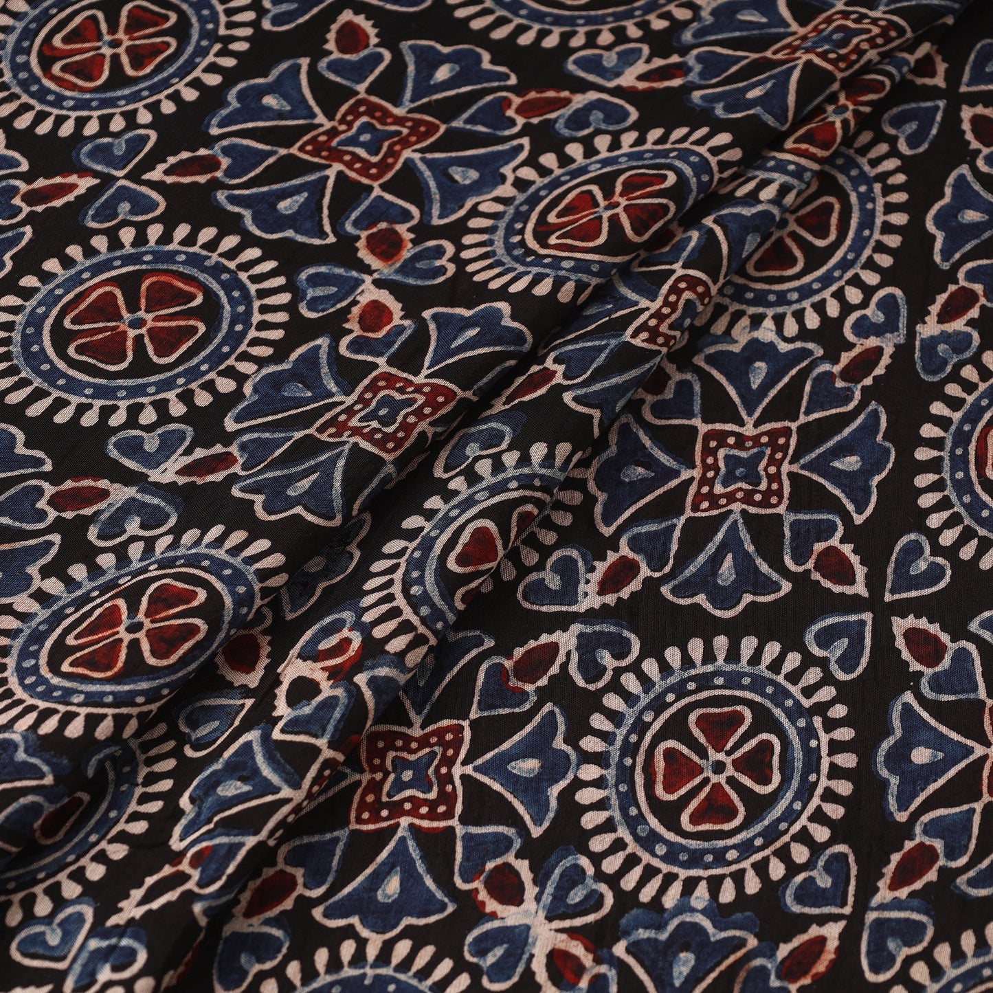 Natural dyed dola silk hand fabric 44 - handcrafted