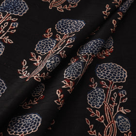 Natural dyed dola silk hand fabric 04 - handcrafted