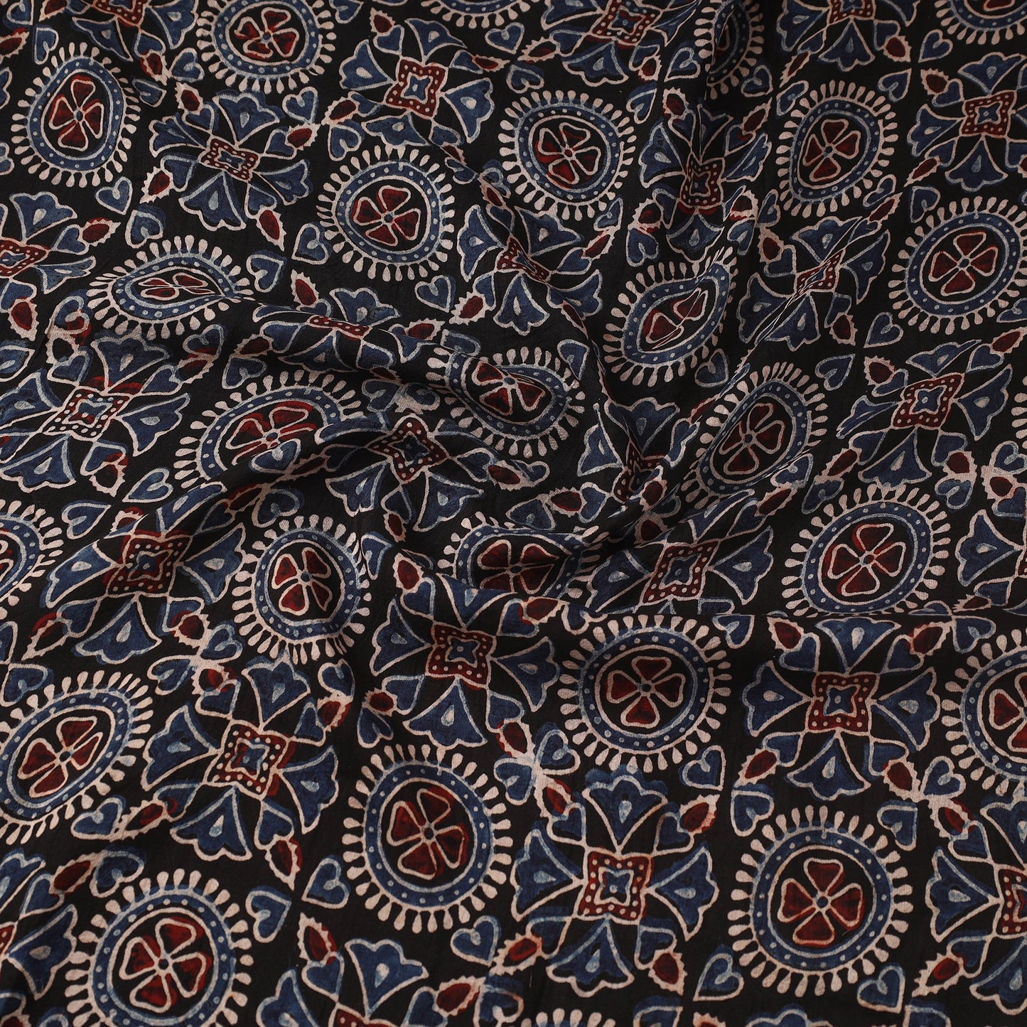 Natural dyed dola silk hand fabric 44 - handcrafted