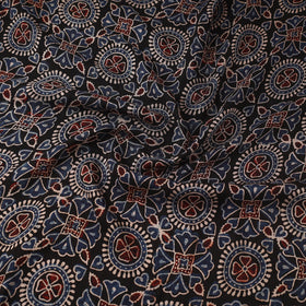 Natural dyed dola silk hand fabric 44 - handcrafted