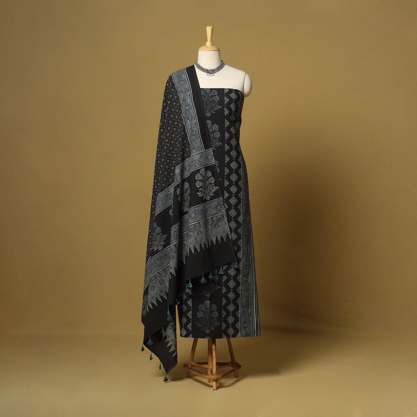 Black - natural dyed hand 3pc unstitched dress material 10