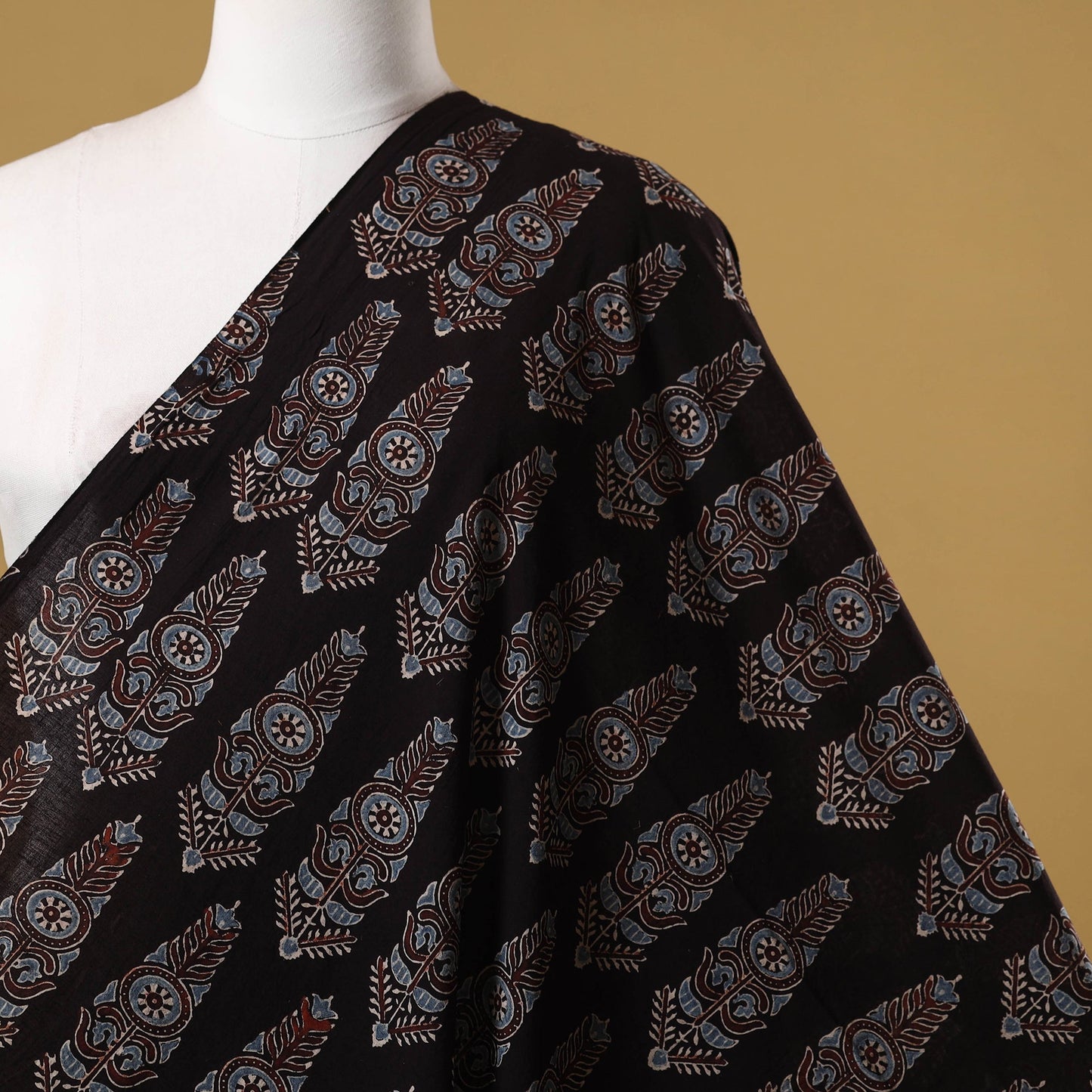 Natural dyed hand cotton fabric 09 - handcrafted