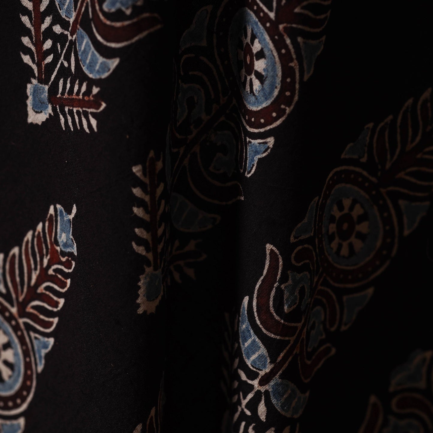 Natural dyed hand cotton fabric 09 - handcrafted