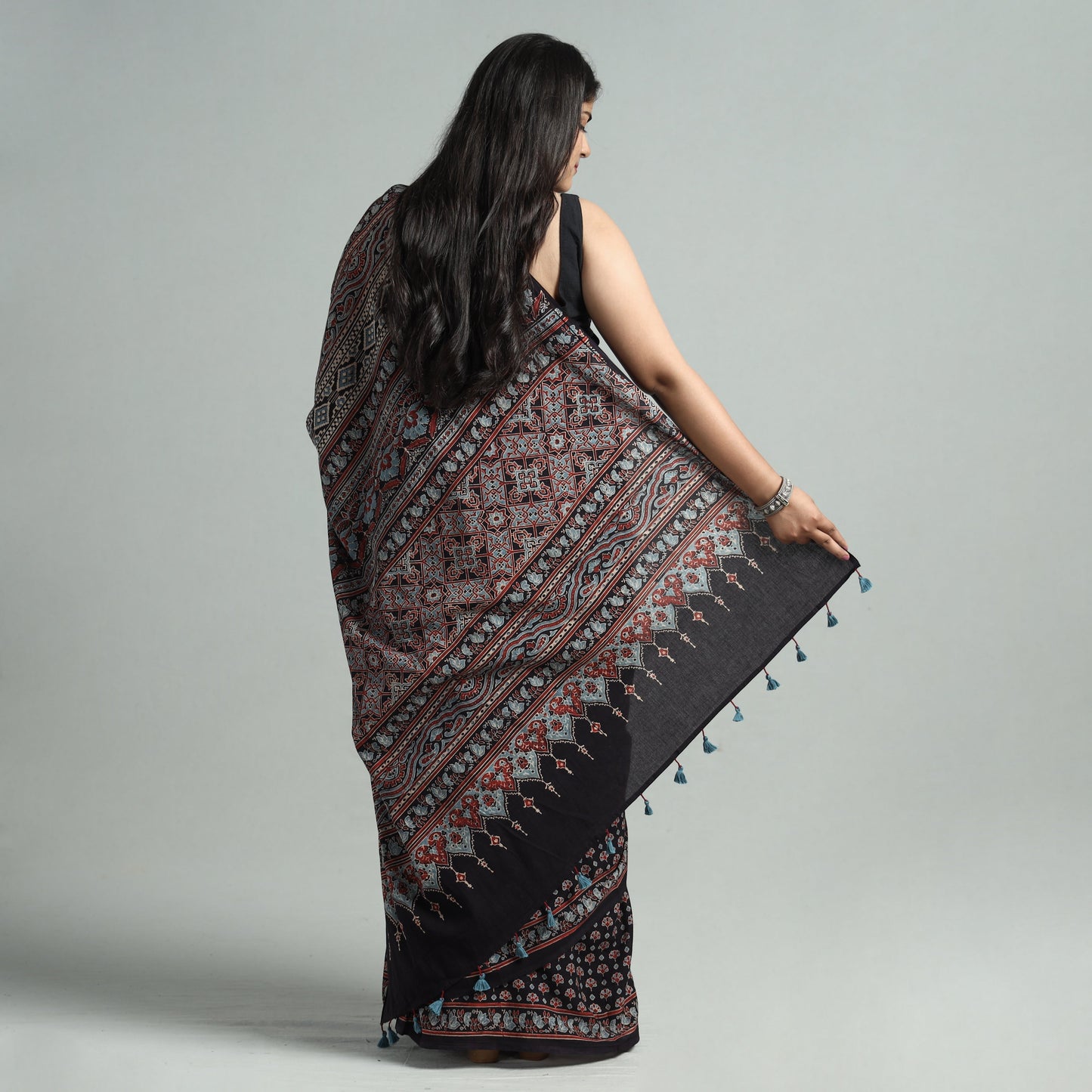  Natural Dyed Block Print Mul Cotton Ajrakh Saree