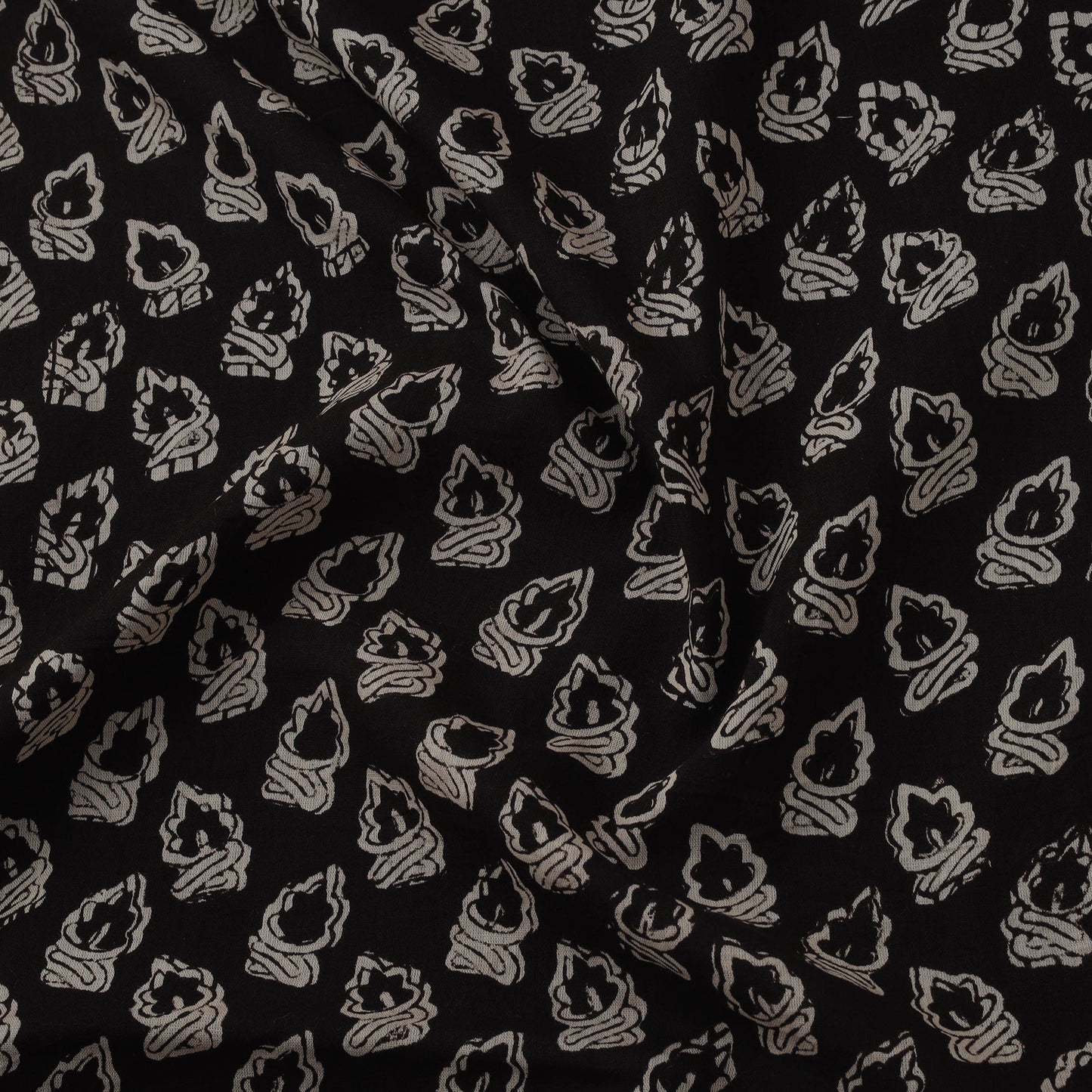 Natural dyed pure mul cotton hand block bagru print fabric