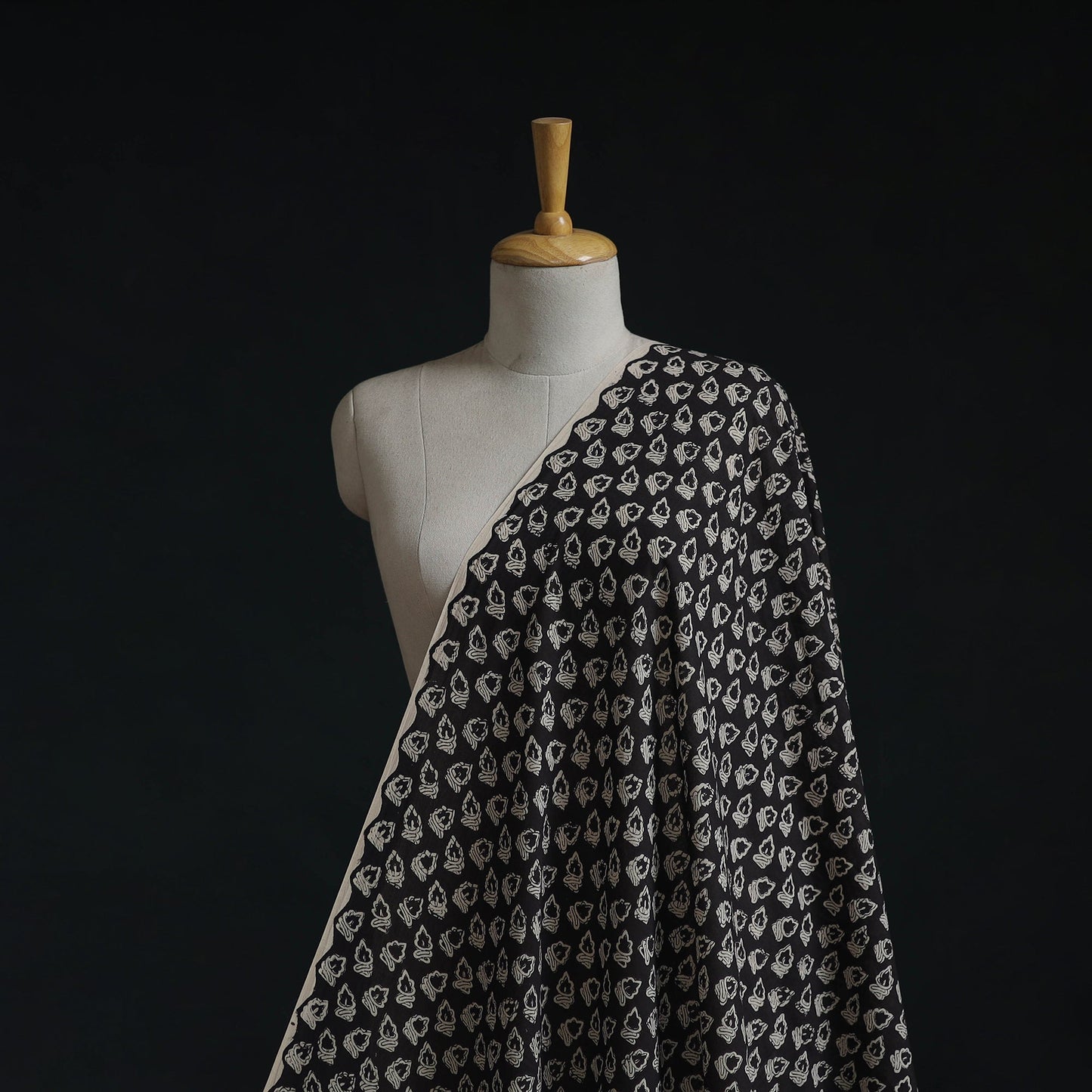 Natural dyed pure mul cotton hand block bagru print fabric