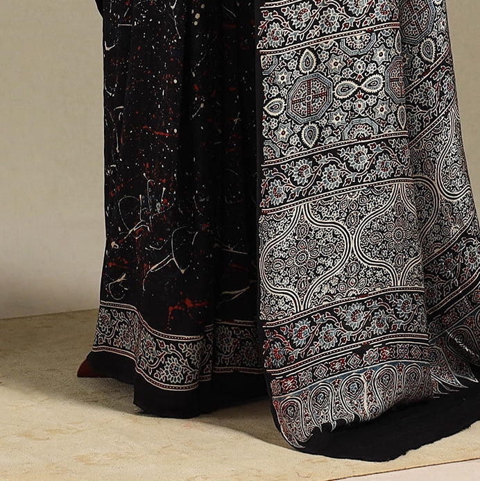 Black - natural dyed silk saree 09 - handcrafted