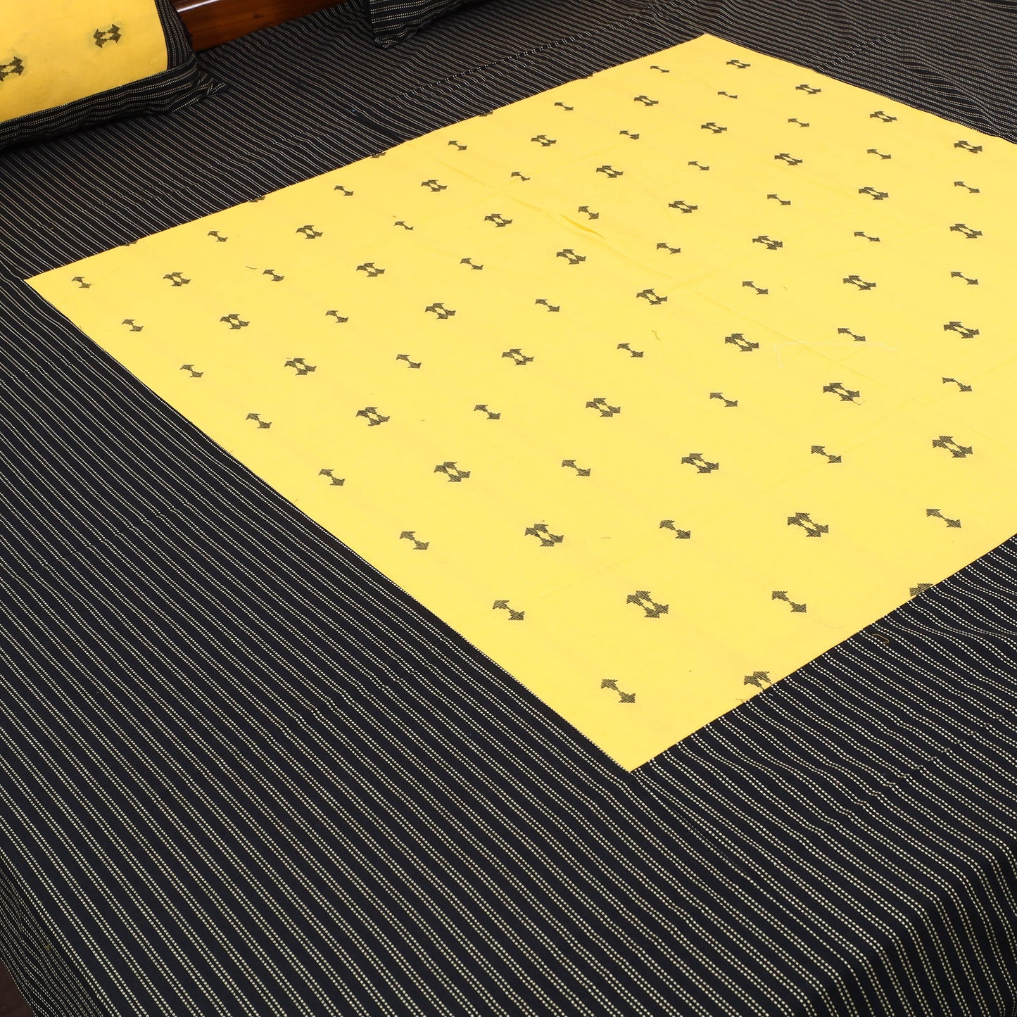 Buy Black Patchwork Cotton Double Jacquard Bed Sheet Set