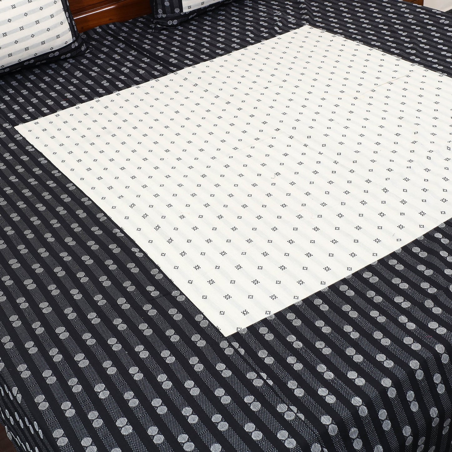 Black - patchwork cotton double jacquard bed sheet set 31