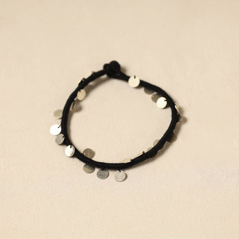 Black - patwa thread & bead work anklet by kailash 76