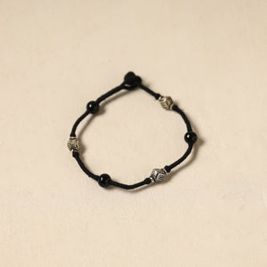 Black - patwa thread & bead work anklet by kailash 86