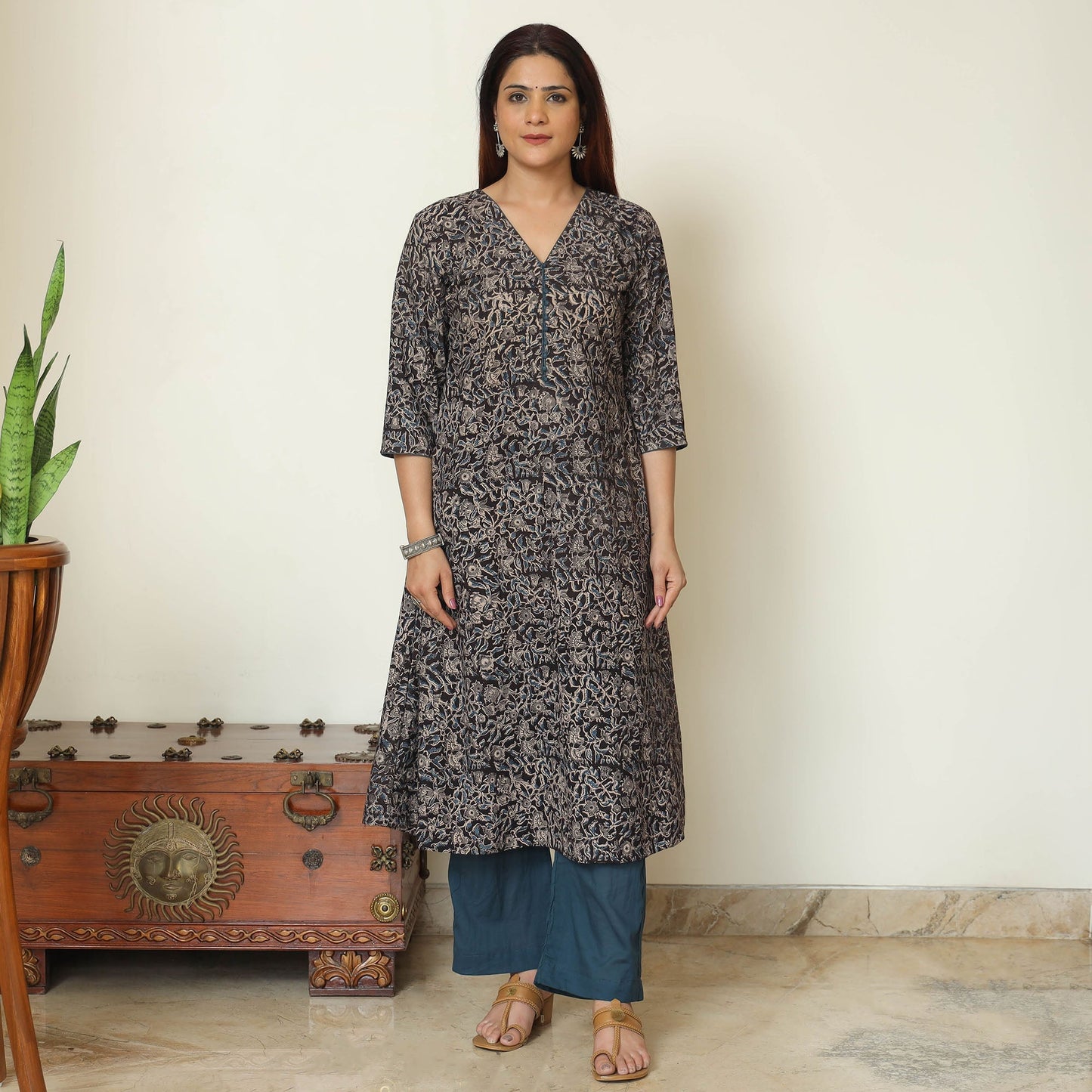  Pedana Kalamkari Block Printed Cotton Kurta with Palazzo & Dupatta Set 11 Online at iTokri.com