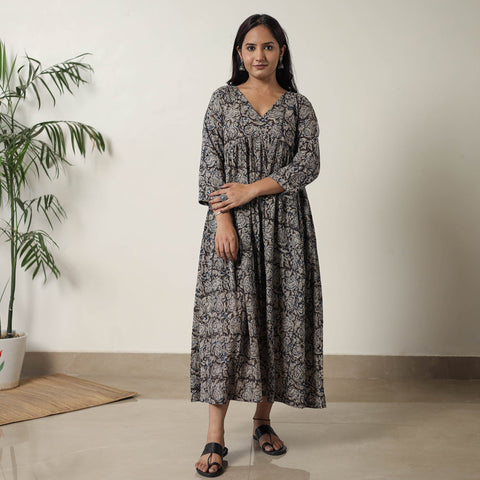 Buy Pedana Kalamkari Block Printed Cotton Flared Dress 08 Online at iTokri.com