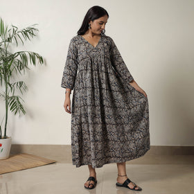 Buy Pedana Kalamkari Block Printed Cotton Flared Dress 08 Online at iTokri.com