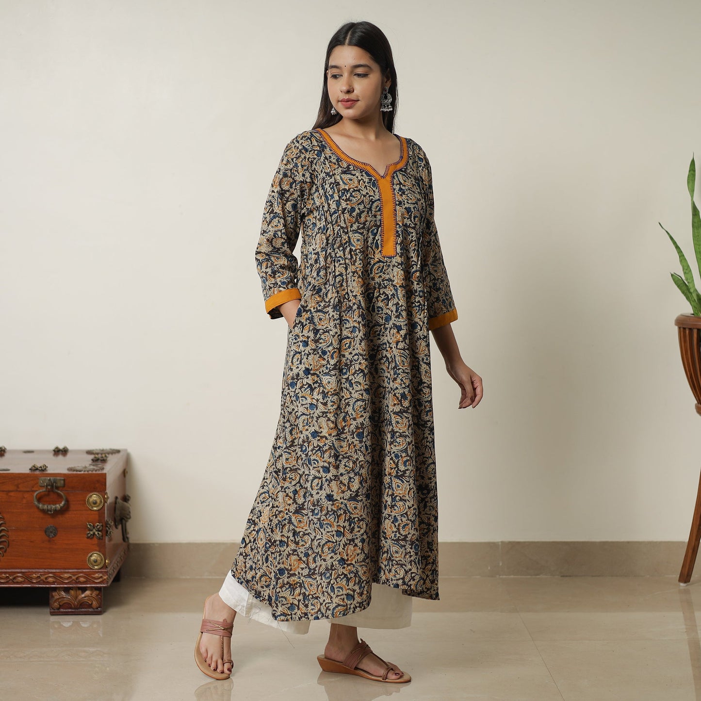 Buy Pedana Kalamkari Block Printed Cotton A-Line Kurta with Tagai Work 11 Online at iTokri.com