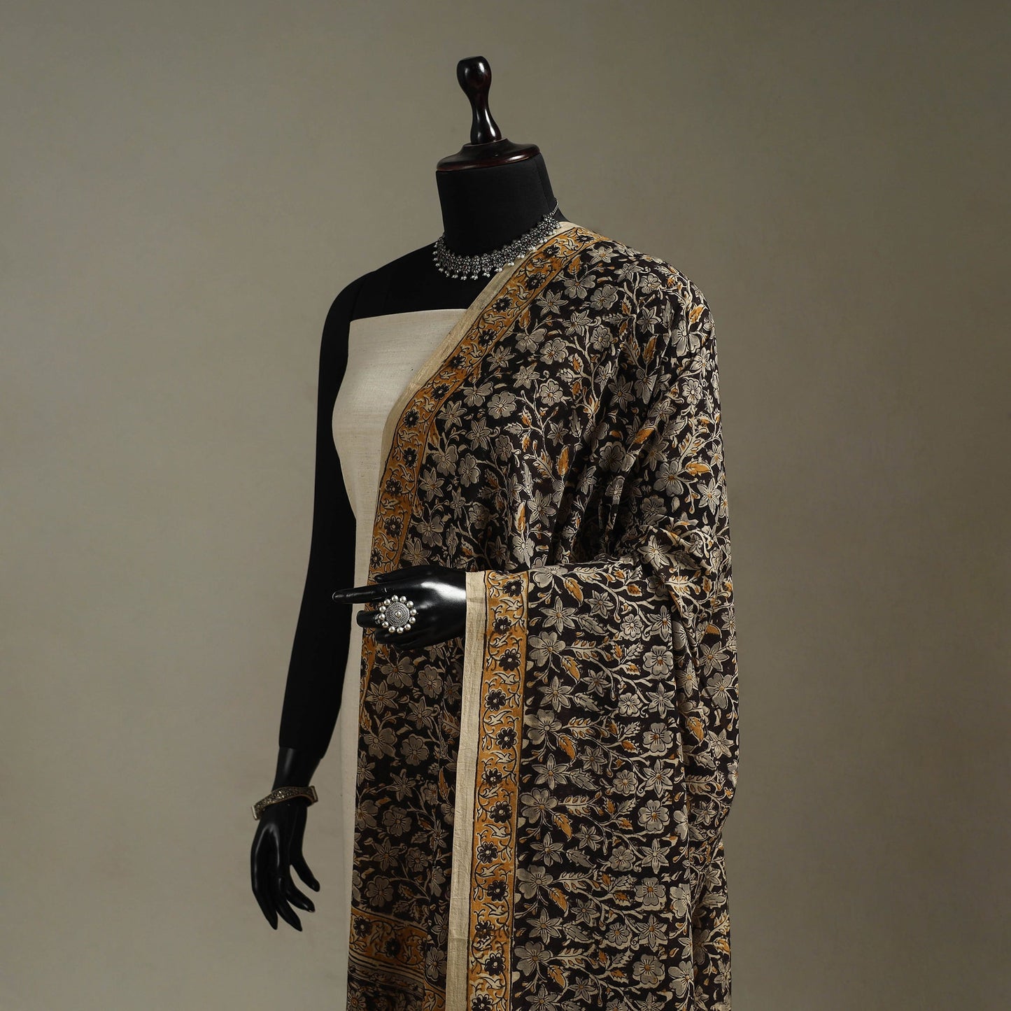 Pedana natural dyed cotton kalamkari dupatta 05