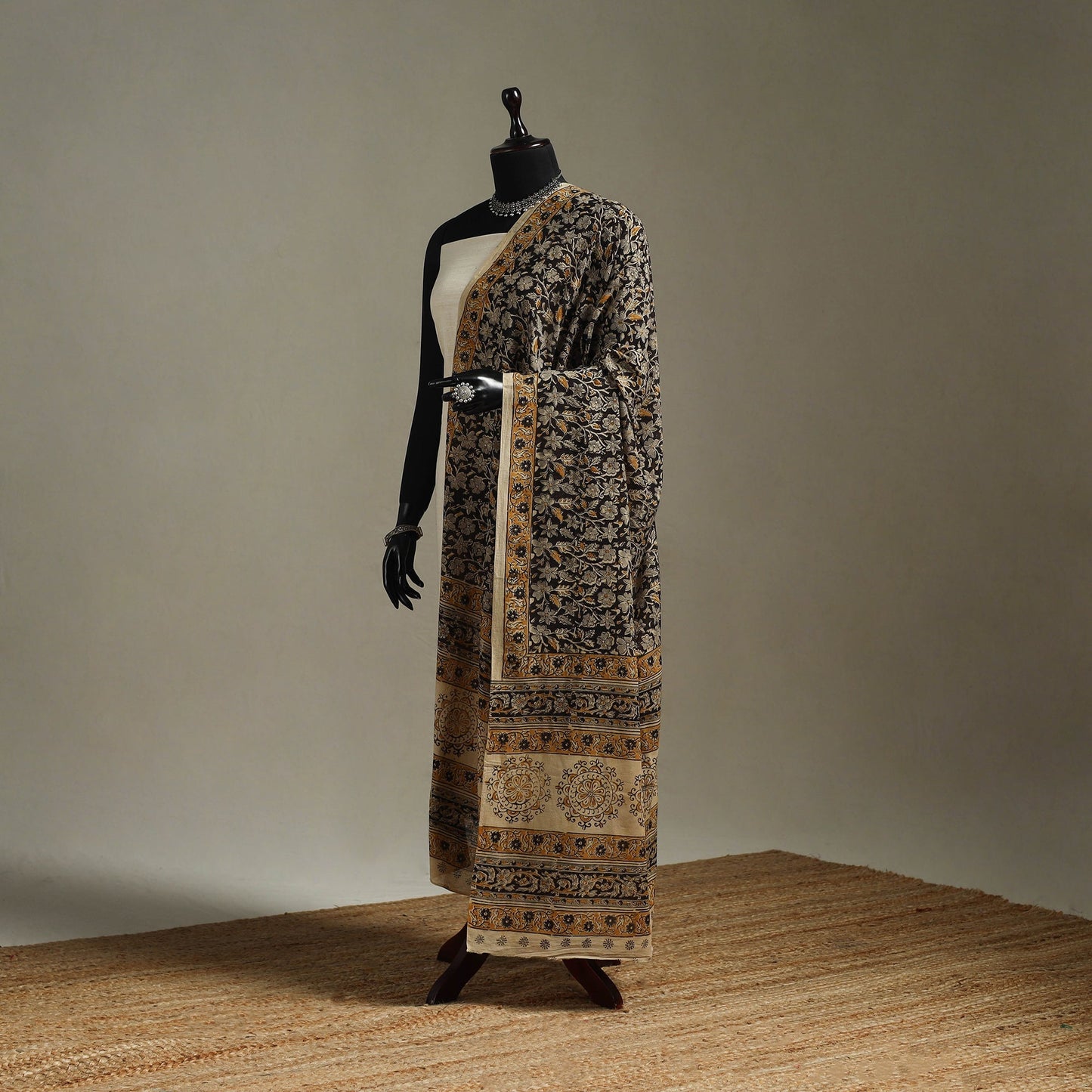 Pedana natural dyed cotton kalamkari dupatta 05