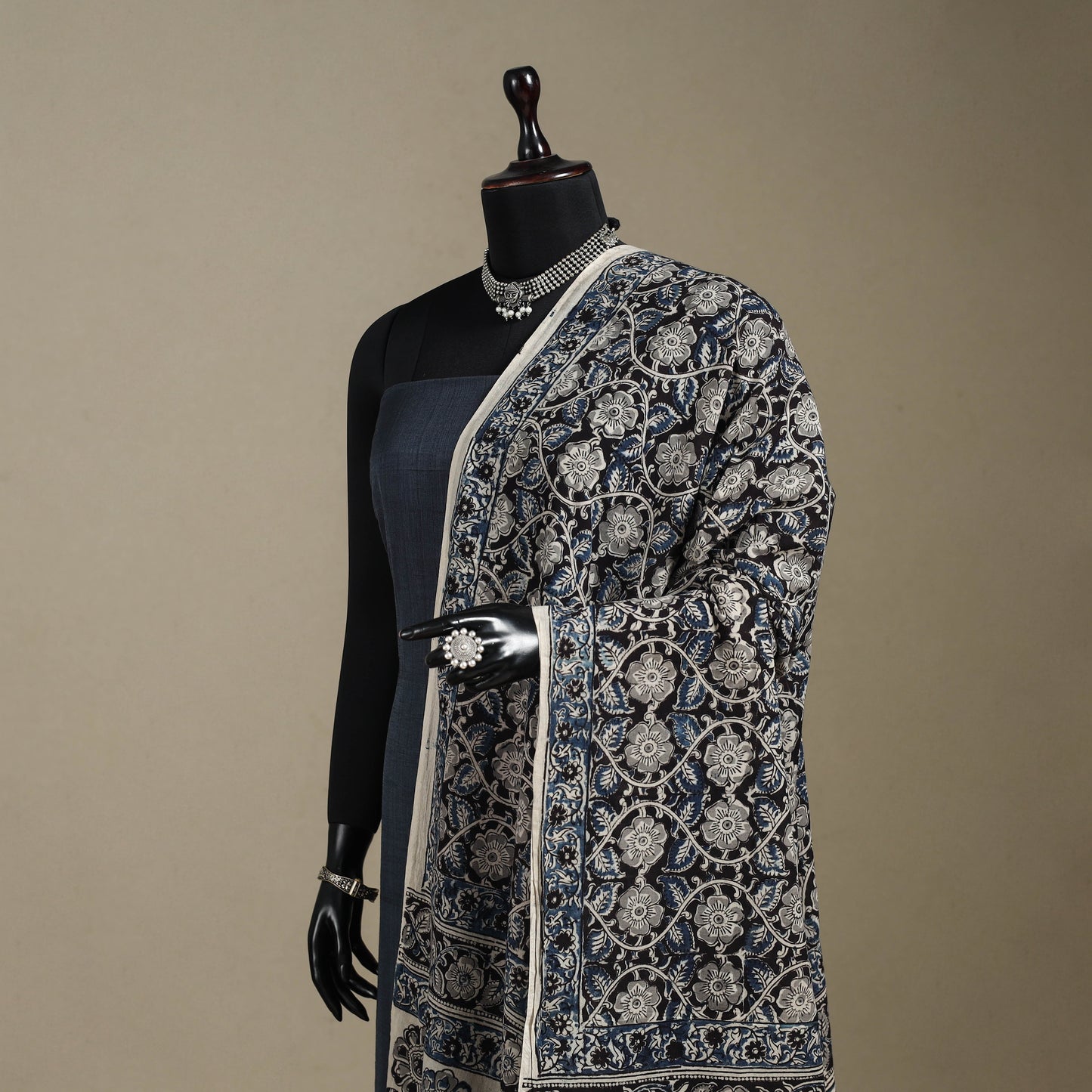 Black - pedana natural dyed cotton kalamkari dupatta 23