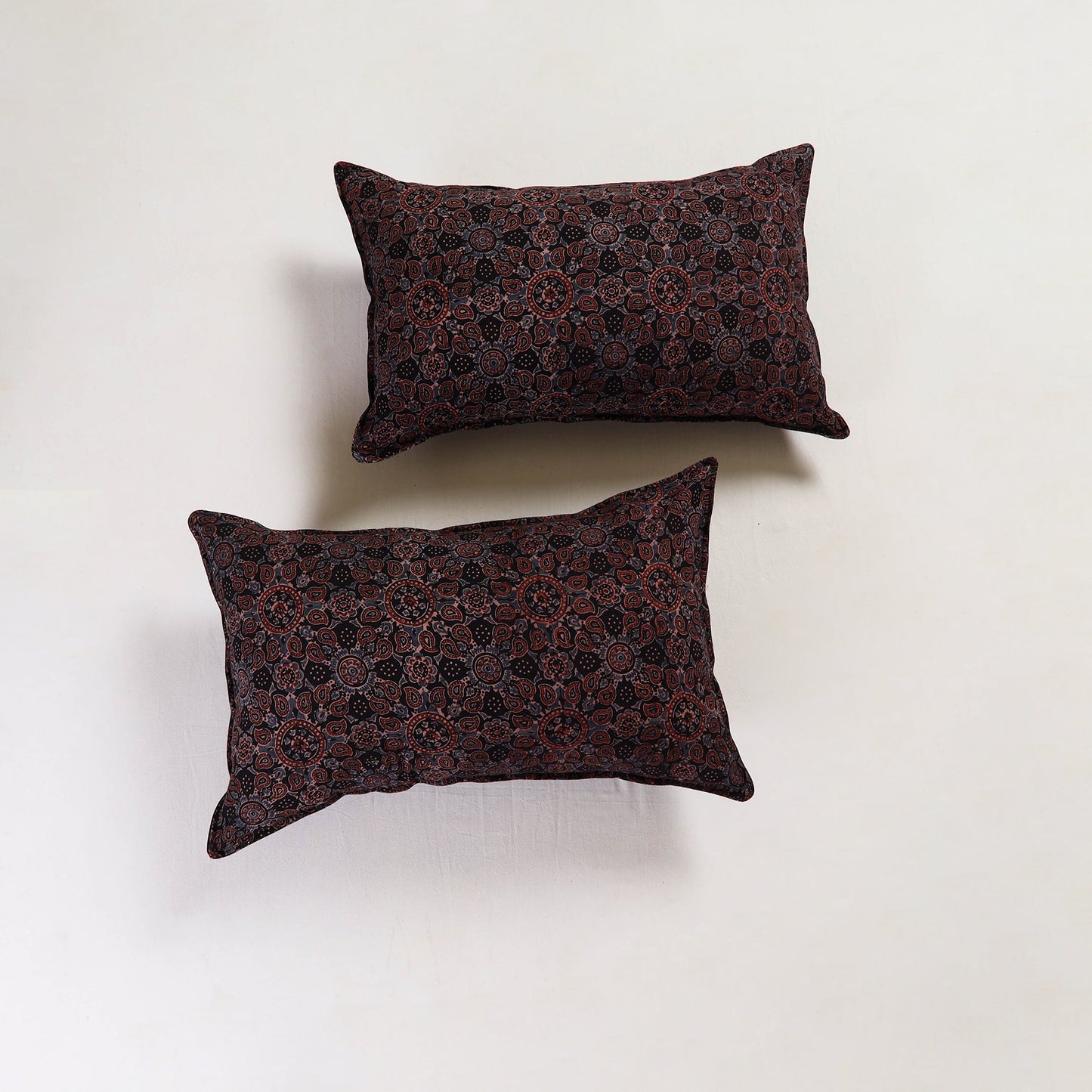 Black - pillow cover (set of 2) 18 - handcrafted