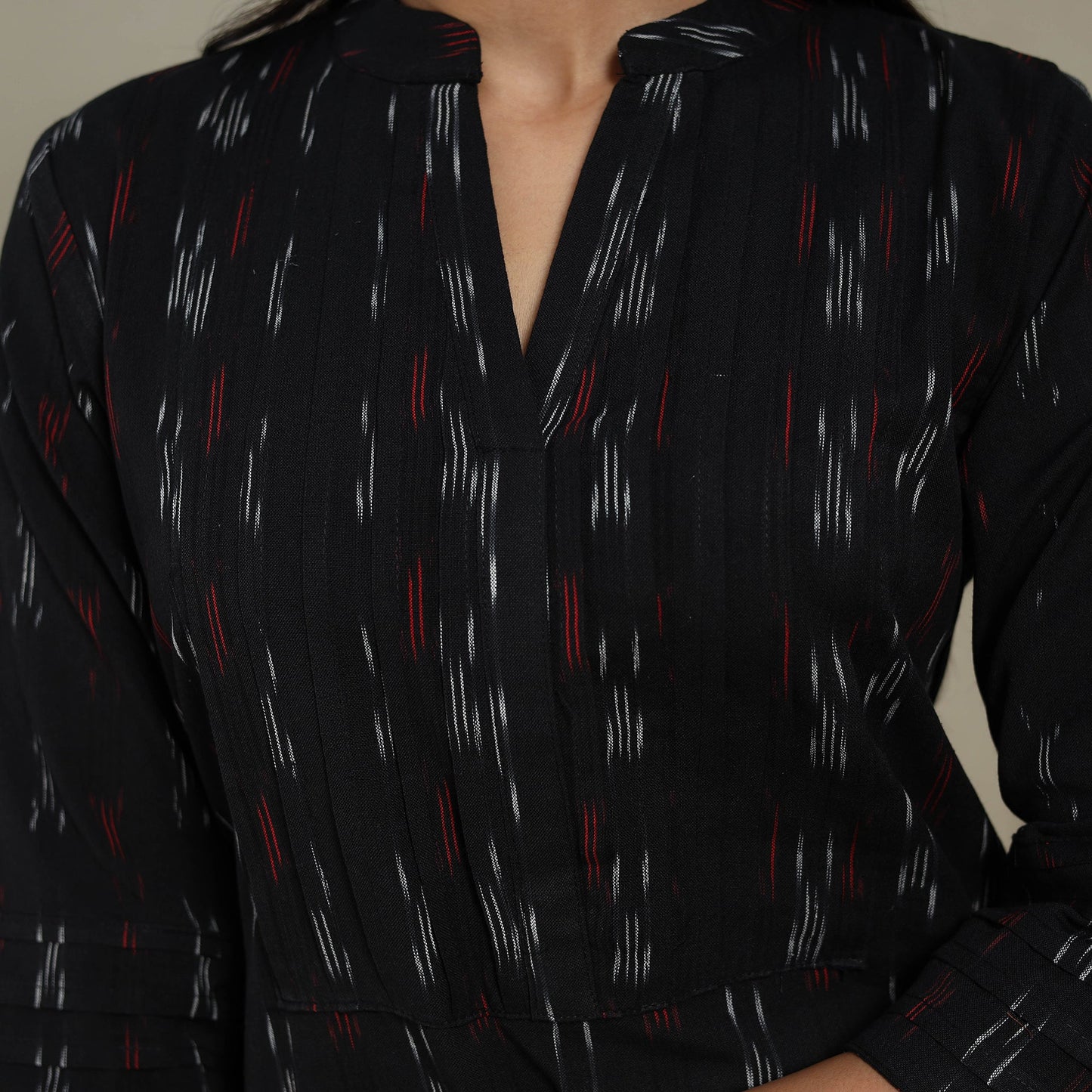 Black - pintuck cotton straight pochampally ikat kurta 06